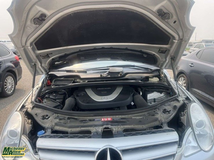 2006-mercedes-benz-r-class-r350-awd-4dr-wagon-image-29
