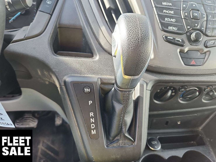 2016-ford-transit-image-8