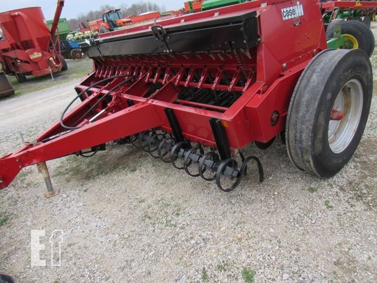 case-ih-5100-image-11