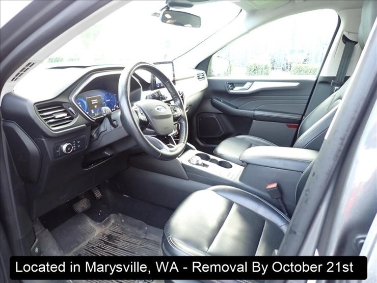 2021-ford-escape-image-13
