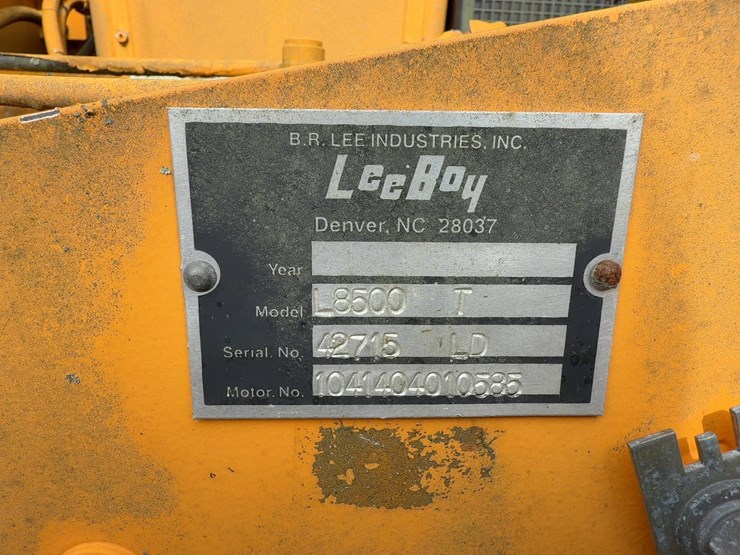 2004-leeboy-l8500t-image-34