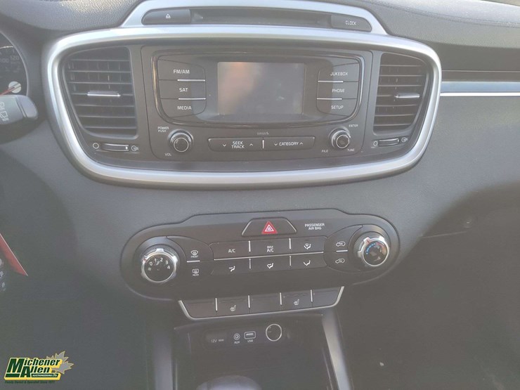 2018-kia-sorento-image-12