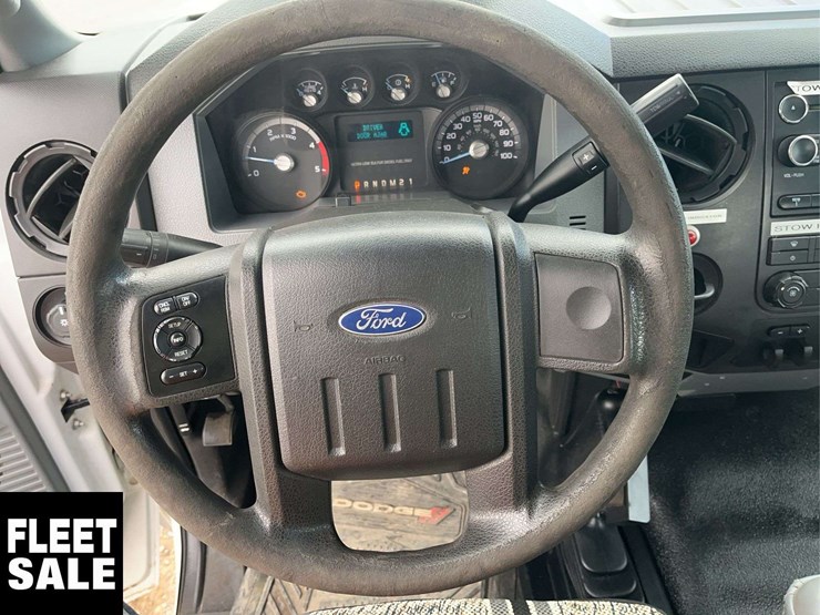 2011-ford-f550-image-15