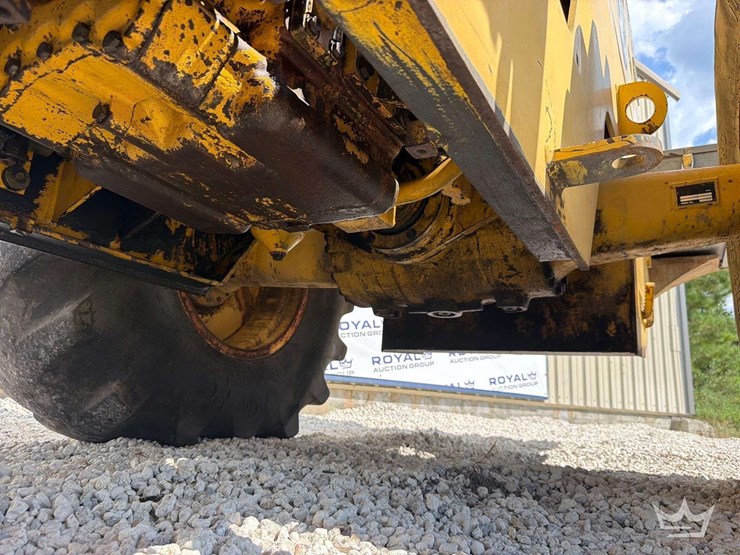 2003-komatsu-wa320-3mc-image-37