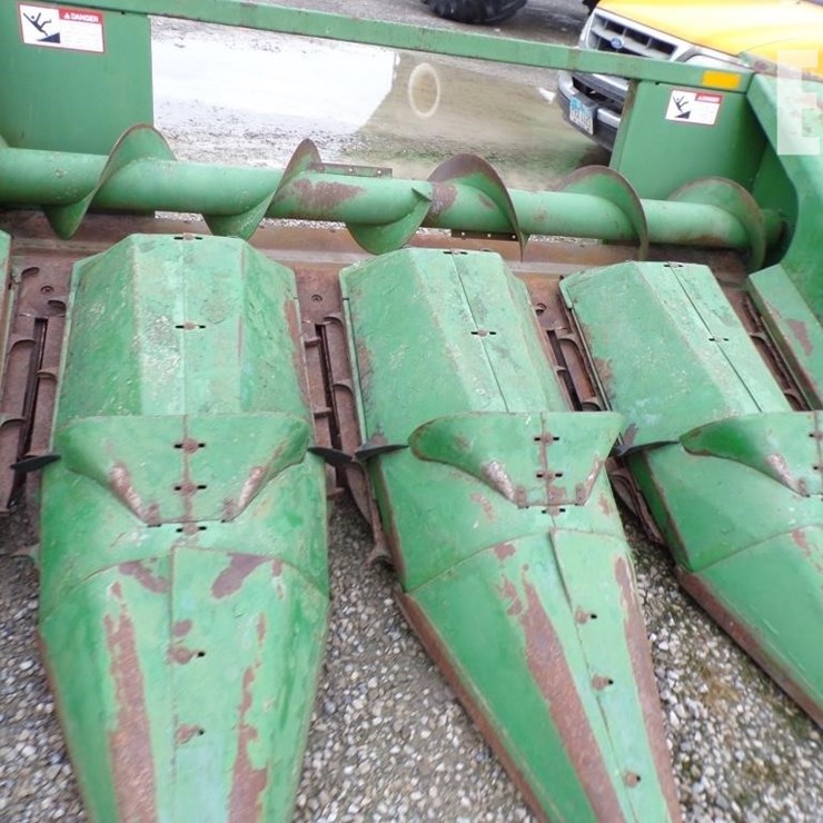 JOHN DEERE 443