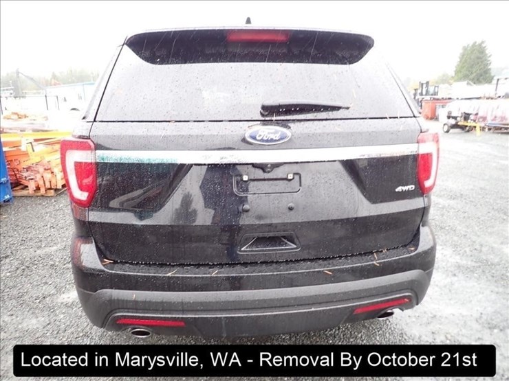2016-ford-explorer-image-18