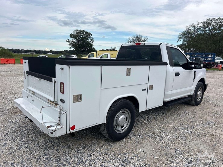 2018-ford-f250-image-3