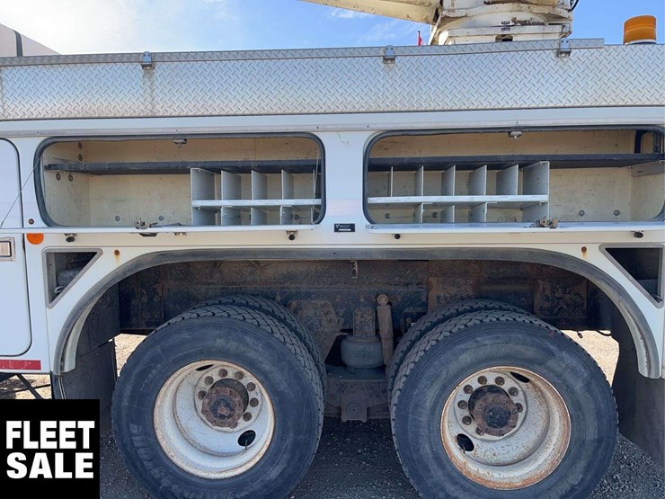 2007-international-workstar-7500-image-22