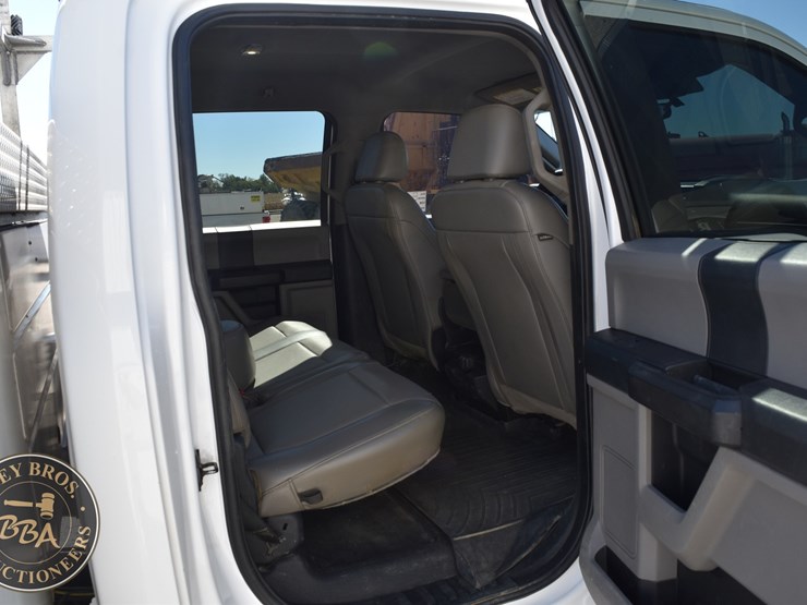 2020-ford-f550-xl-image-56