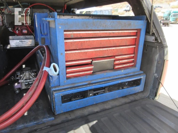 2008-chevrolet-3500-image-18