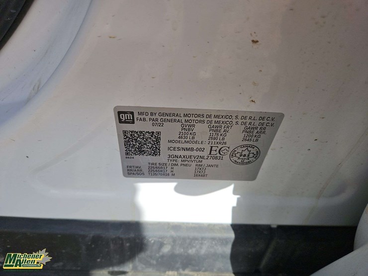 2022-chevrolet-equinox-image-8