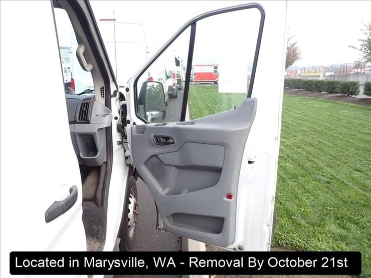 2016-ford-transit-image-7