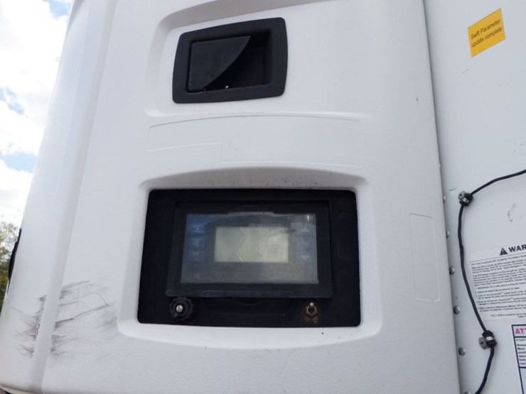 2015-carrier-x4-7300-image-29