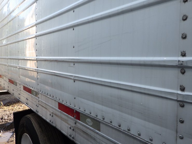 2012-utility-reefer-image-18