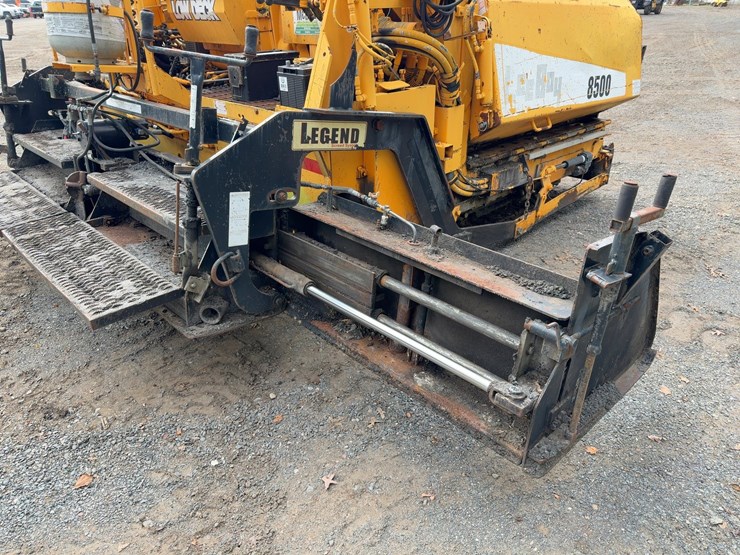 2004-leeboy-l8500t-image-18