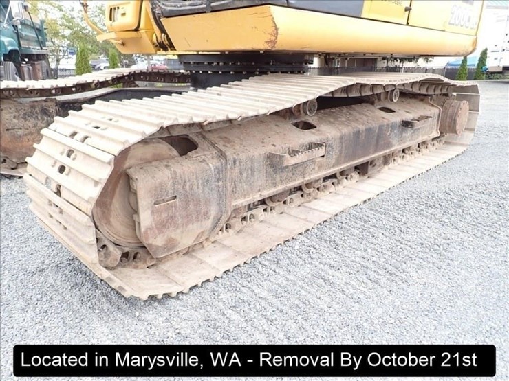 2004-deere-200c-lc-image-33