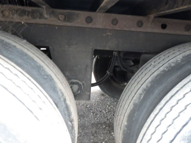 2012-utility-3000r-image-13