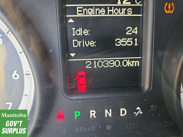 2013-dodge-1500-image-28