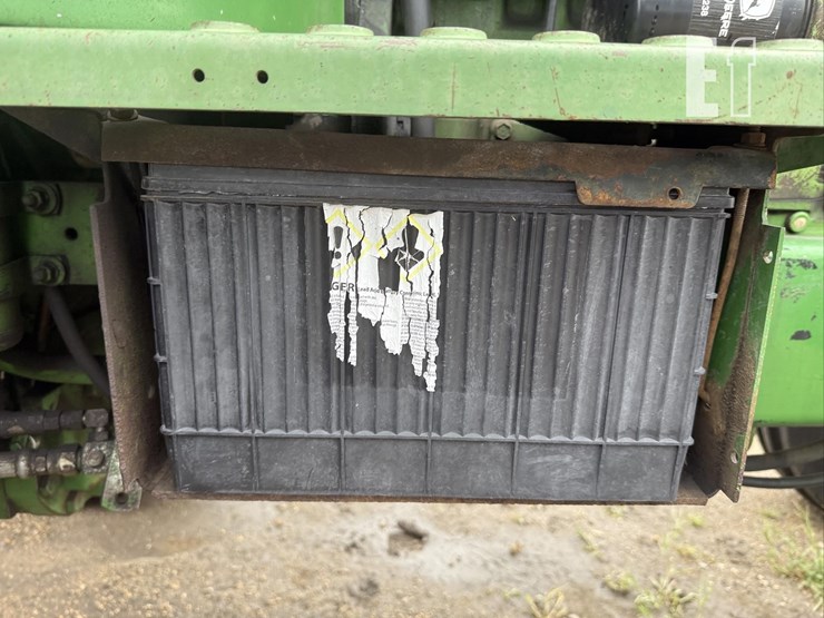 john-deere-4440-image-25