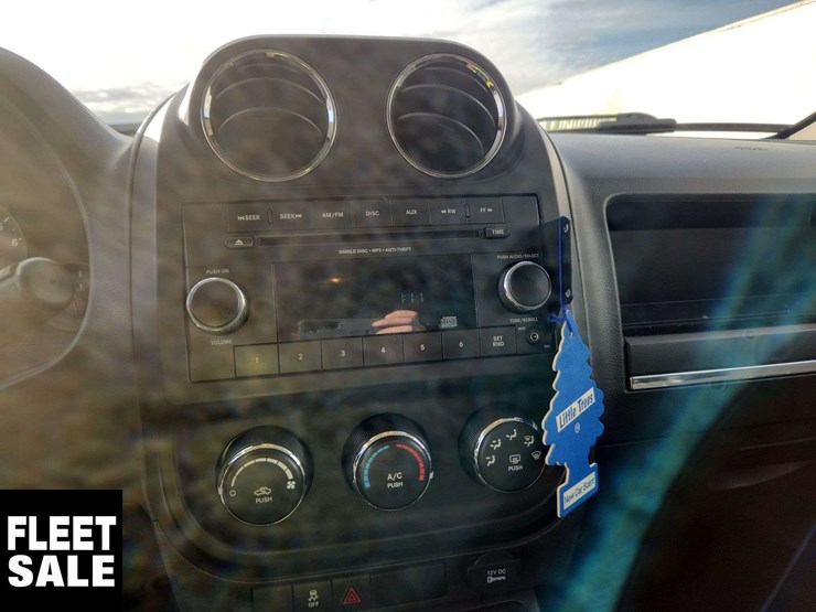 2012-jeep-patriot-image-23