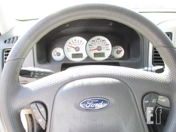 2007-ford-escape-hybrid-image-11