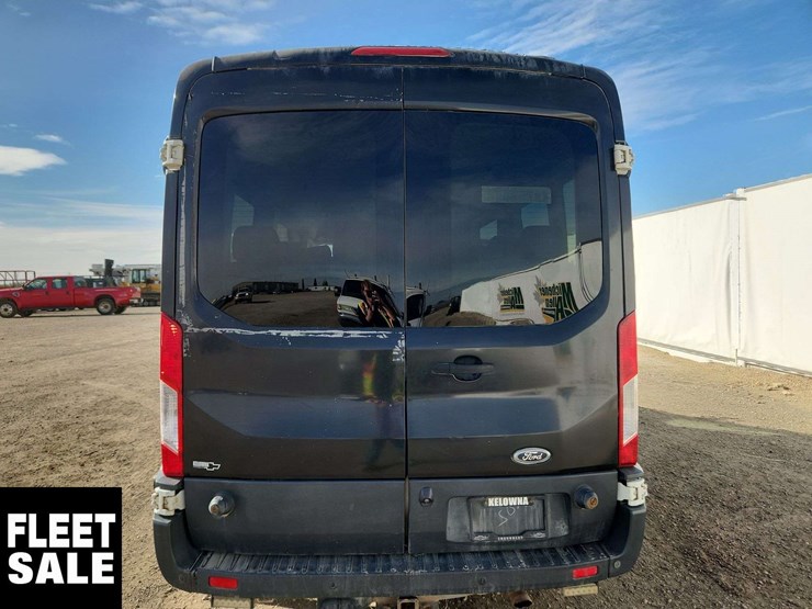 2016-ford-transit-image-23