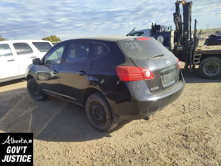 2009-nissan-rogue-s-image-24