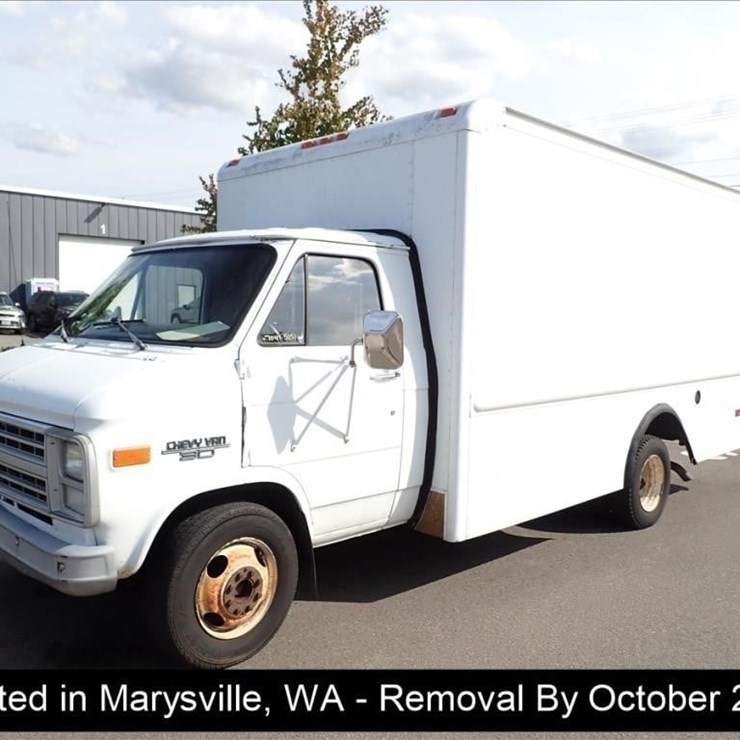 1989 CHEVROLET 30