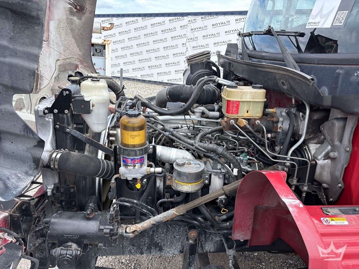 2014-hino-268-image-10