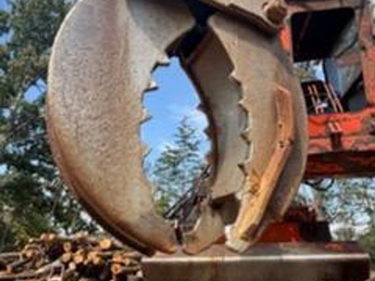 #121-•-morbark-22l-whole-tree-chipper-image-22