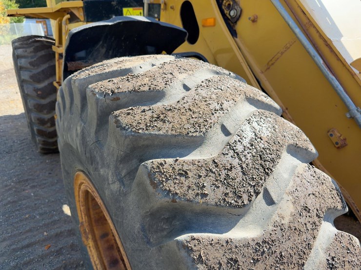 2010-caterpillar-930h-image-14