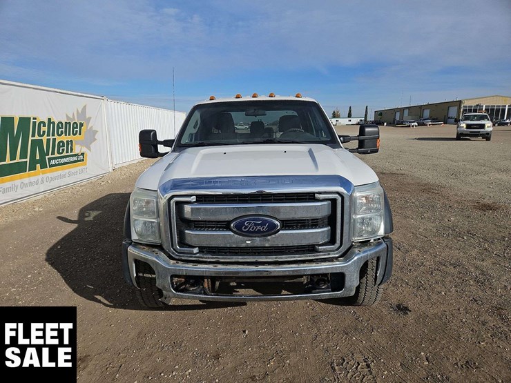2015-ford-f550-image-8