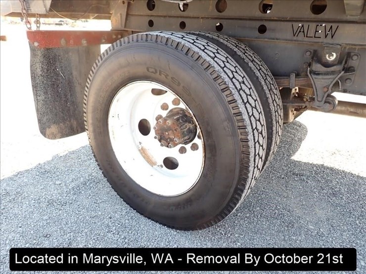2005-ford-f650-image-27