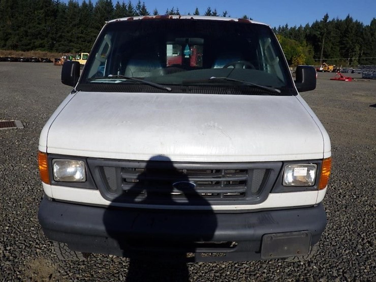2006-ford-e250-image-8