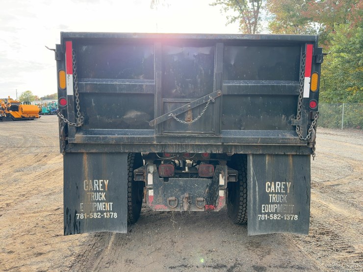2006-ford-f650-xlt-image-4