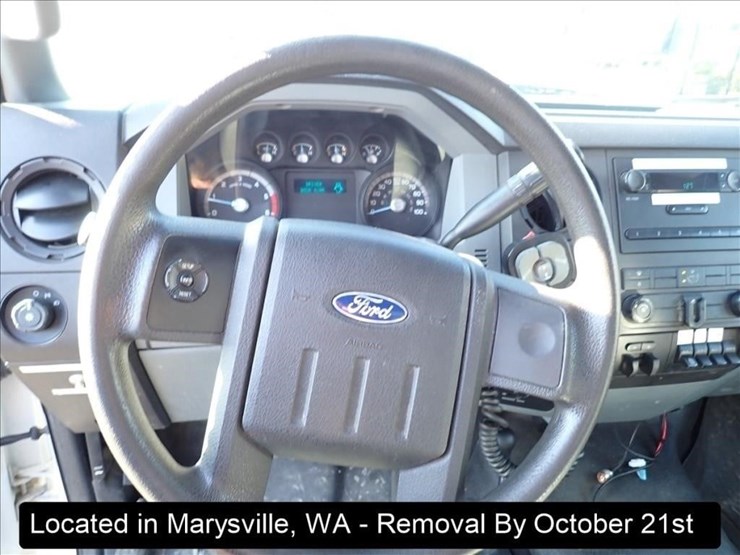 2011-ford-f550-image-19