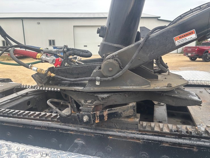 2025-axle-end-dump-image-73