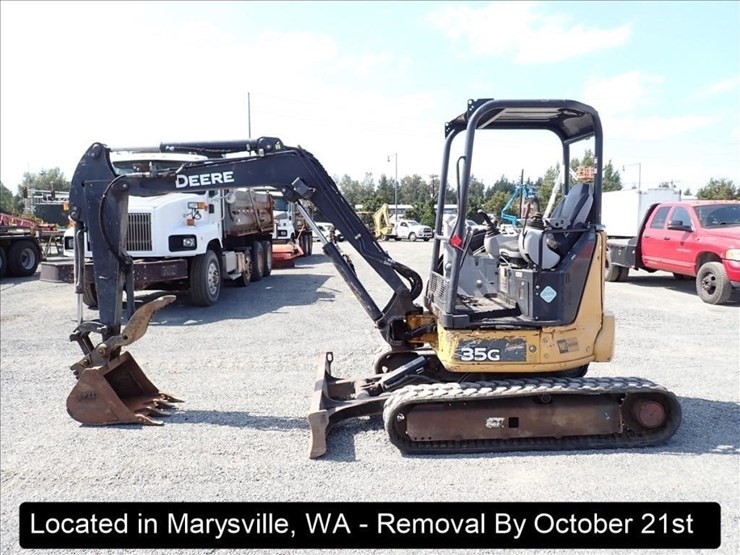 2017-deere-35g-image-4