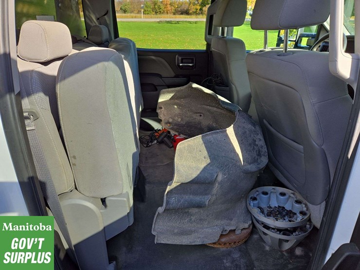 2015-chevrolet-3500-image-20