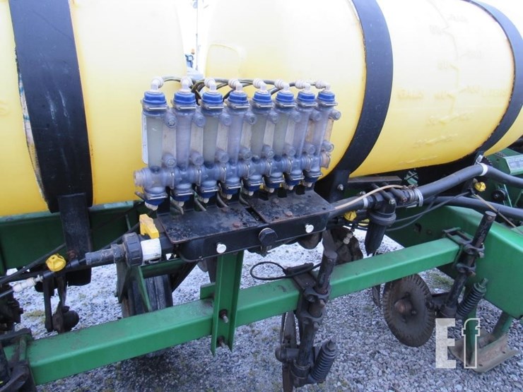 john-deere-7200-image-8