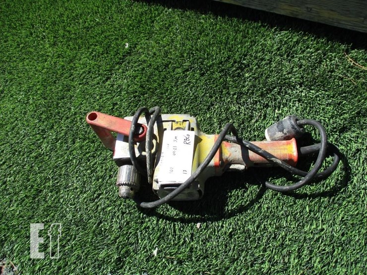 milwaukee-1/2"-angle-hd-hole-hawg-drill-image-1