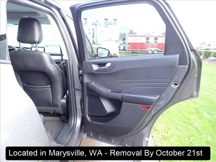 2021-ford-escape-image-7