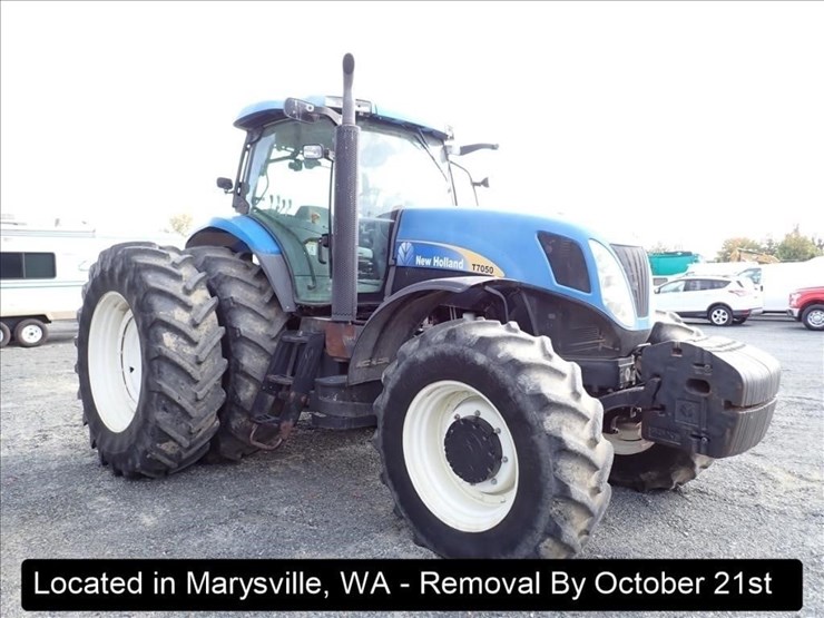 new-holland-t7050-image-32