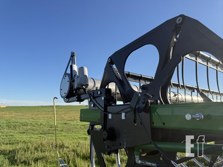 2014-john-deere-635f-image-43