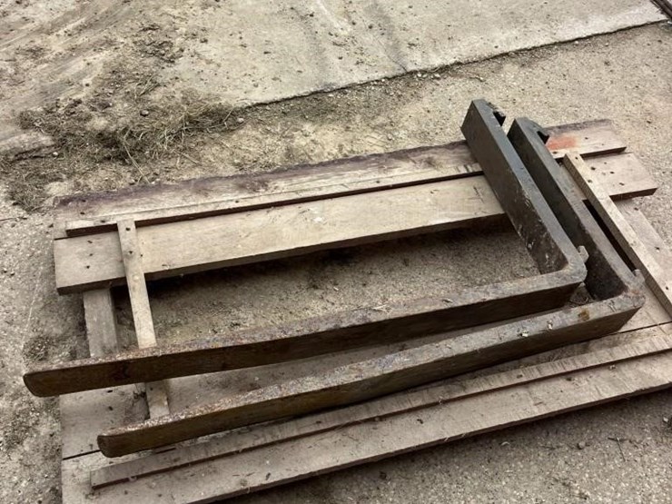 pallet-forks-image-1