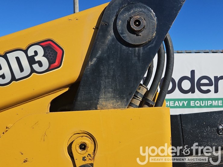 2022-caterpillar-289d3-image-23