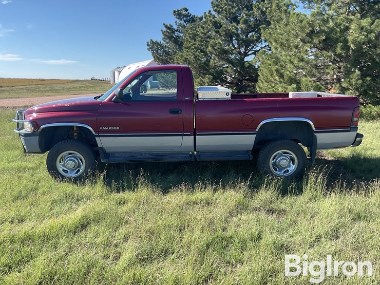 1995-dodge-2500-image-8