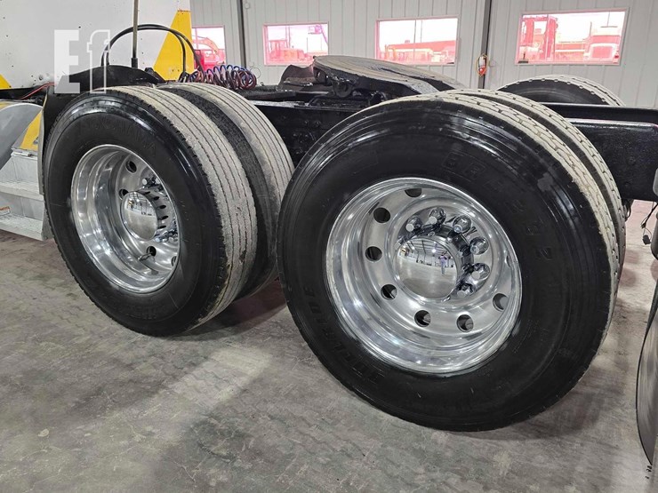 2000-kenworth-w900-image-26