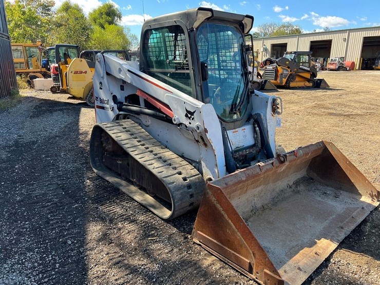 2012-bobcat-t630-image-8
