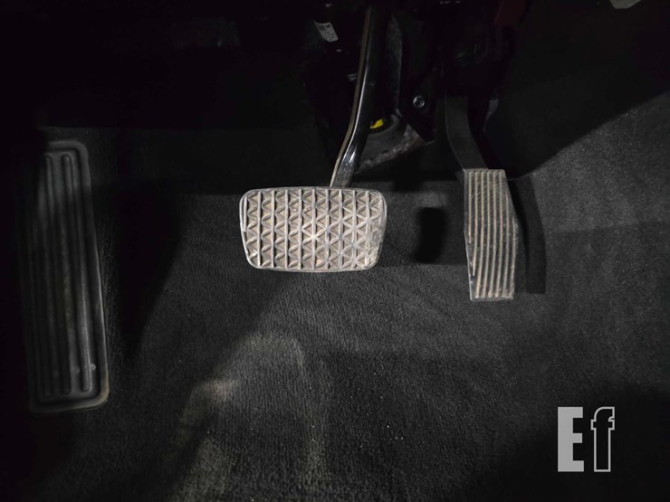 2020-chevrolet-impala-image-11
